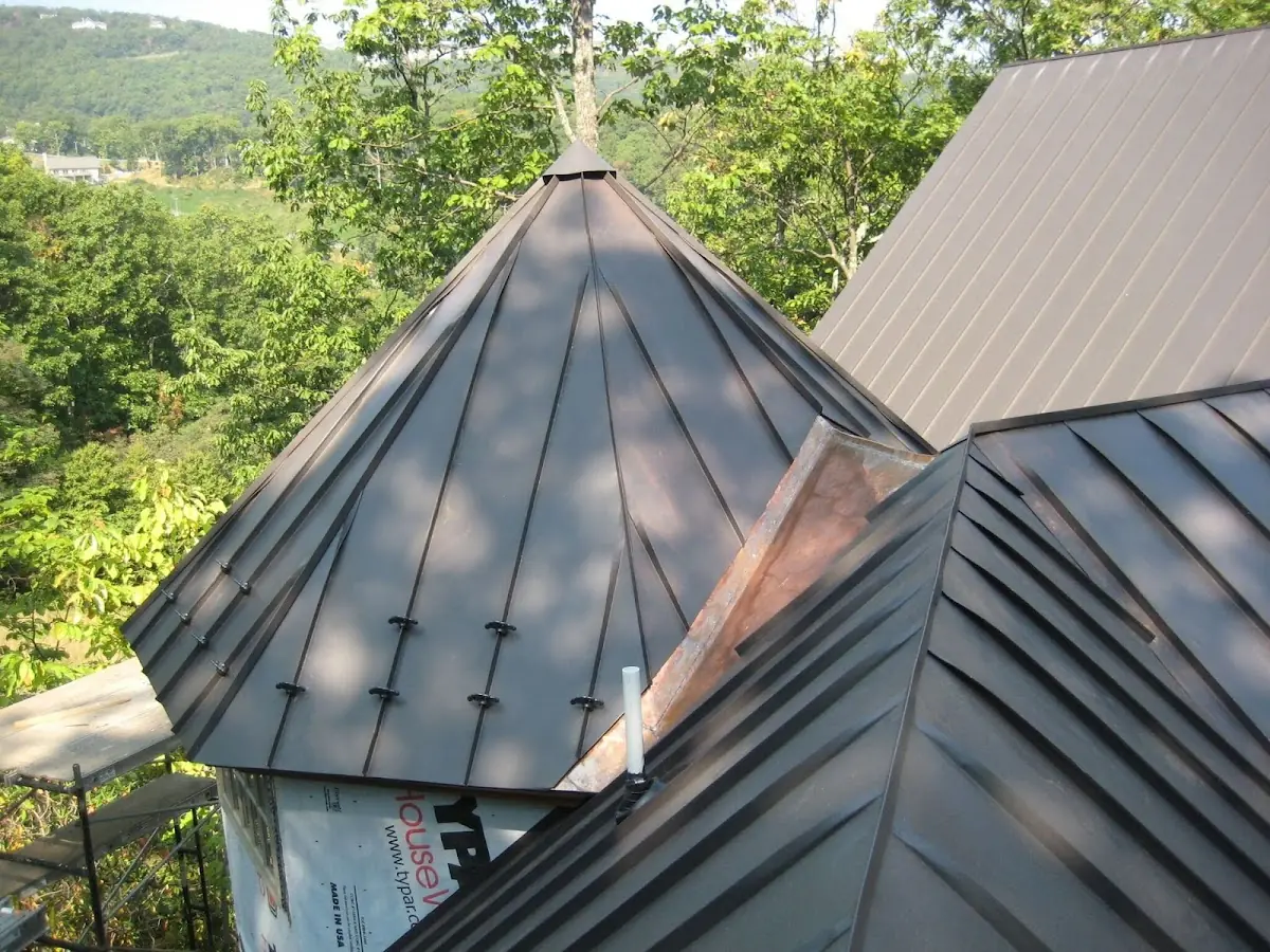 Professional Roof Tarp Installation by Craftsman Roofing in Griswold